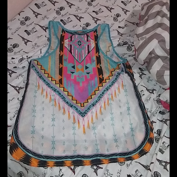 Tanktop - Picture 2 of 2